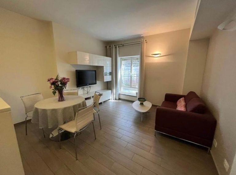 BEAUTIFUL BUILDING / FURNISHED / PARKING / Shalom Alechem St