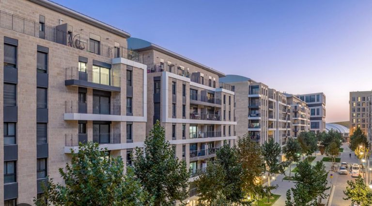 BEAUTIFUL BUILDING / SHABBAT ELEVATOR / BALCONY / PARTIALLY FURNISHED / Abba Eban