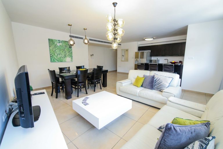 DELUXE APARTMENT AT KING DAVID RESIDENCE – 14, King David Street, Apartment 107