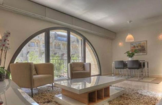 LUXURIOUS MAMILLA APARTMENT / FULLY FURNISHED / PRIVATE PARKING / PRIVATE STORAGE