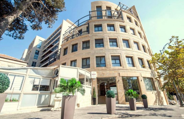 CITY CENTER PENTHOUSE LUXURY / FULLY FURNISHED / SPACIOUS SUCA BALCONIES