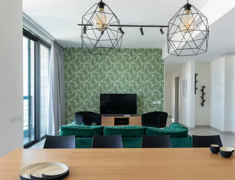 J TOWER RENTAL / 132 SQM / BALCONY / 5 ROOMS / DOORMAN / PARKING / LUXURIOUS LOBBY