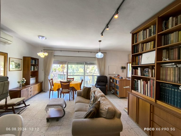 APARTMENT FOR SALE / REHAVIA / AZZA ST / ELEVATOR / BALCONY